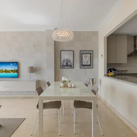 Casa Eso Es Oro - Stunning Views And Peaceful Escape - 2 Communal Pools Lejlighed